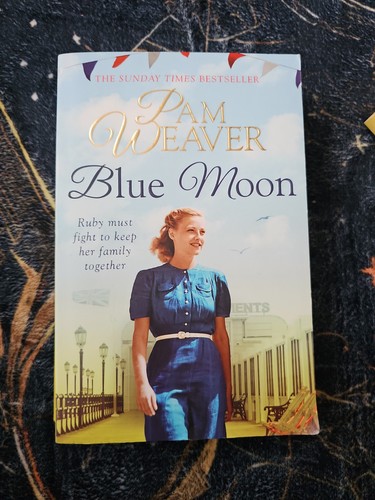 Blue moon pam - moon, weaver
